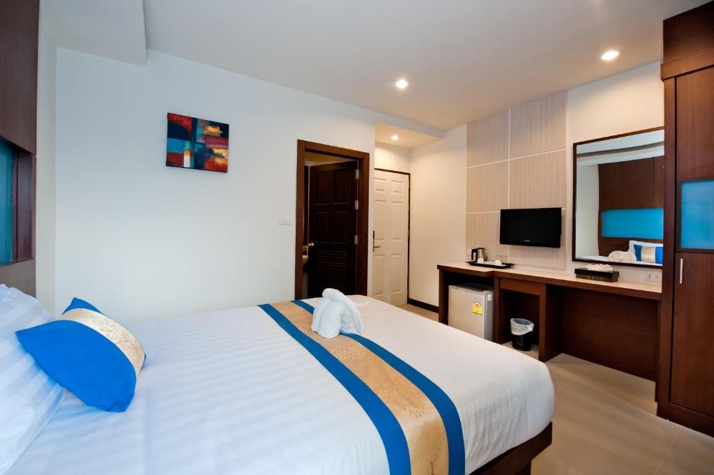 Blue Sky Patong Hotel Kamer foto