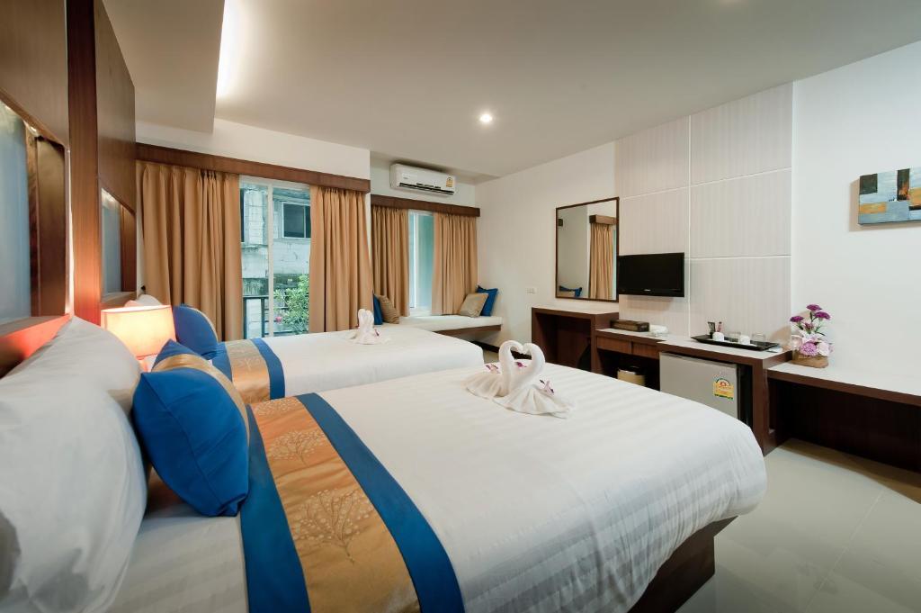 Blue Sky Patong Hotel Kamer foto
