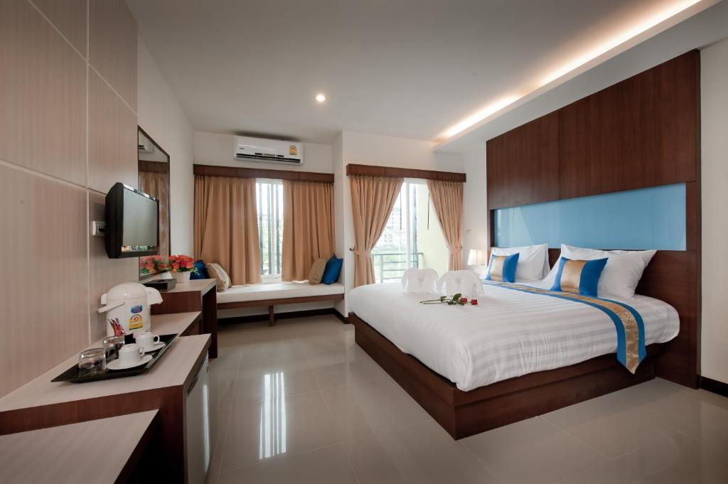 Blue Sky Patong Hotel Kamer foto