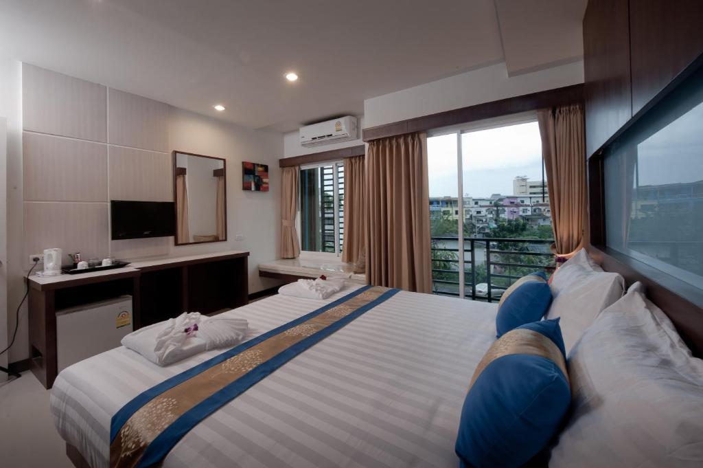 Blue Sky Patong Hotel Kamer foto